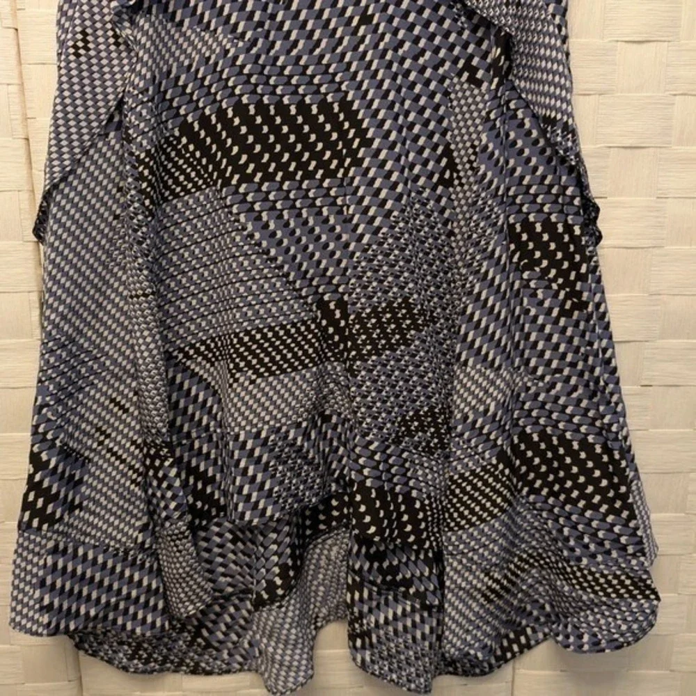 Juicy Couture Blue Geometric Abstract‎ 100% Silk Cap Sleeve Ruffle Dress 10